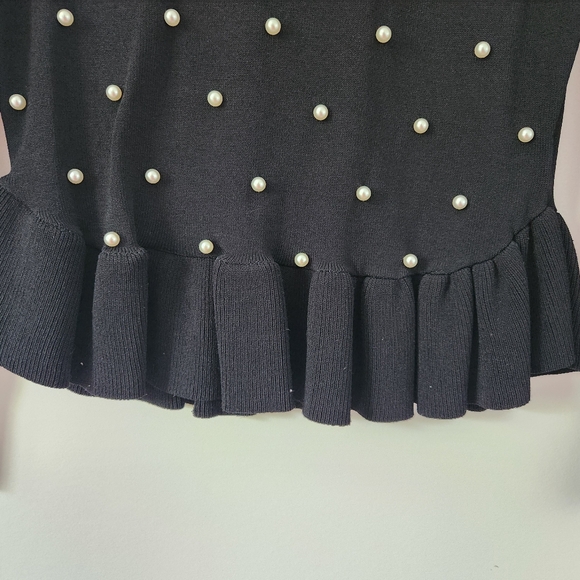 Amaryllis black pearl sweater. - Picture 4 of 5